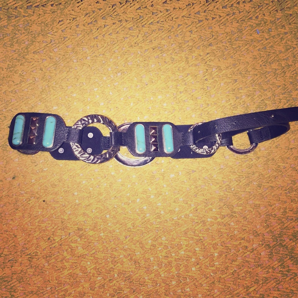 Belt Turquoise colored stones adjustable